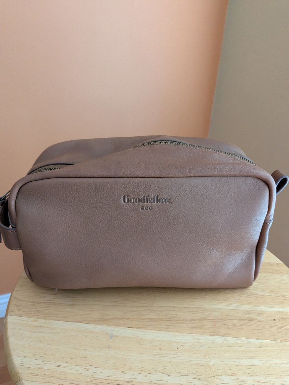 Goodfellow & Co tan Leather Travel Toiletry Bag